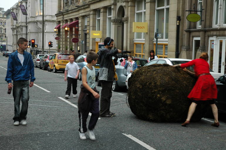 Dungbeetle and Sisyphus I (An urban fairy tale), Birgit R. Deubner