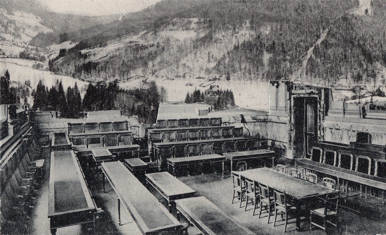 Institute, Nicolas Feldmeyer
