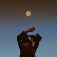Eleanora Moon Offering