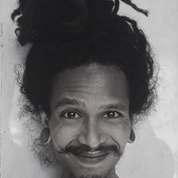 Uncletwis Oo
