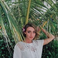 Karyna Rozumenko