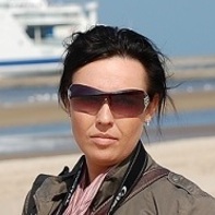 Jola M