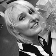 Eva Breitfuss - Art Of Presence