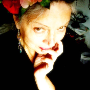 Anne Russell Anne Russell