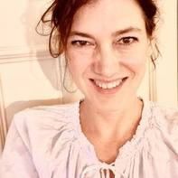 Julia Briggs