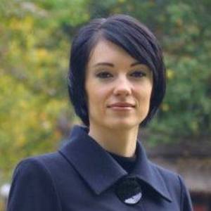 Inna R | Saatchi Art