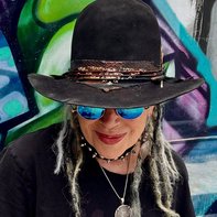Lynne Bolton